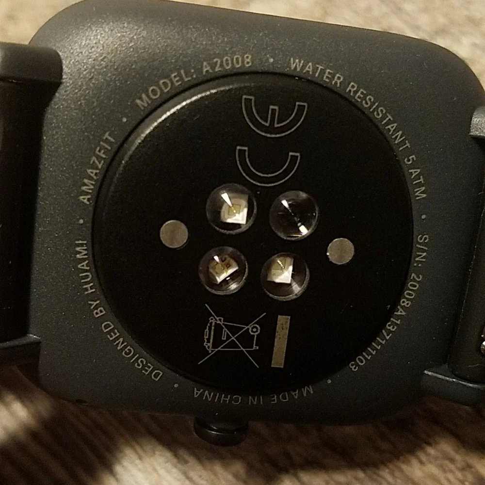 Amazfit (similar to fitbit) smart watch water resistant New without box Black
